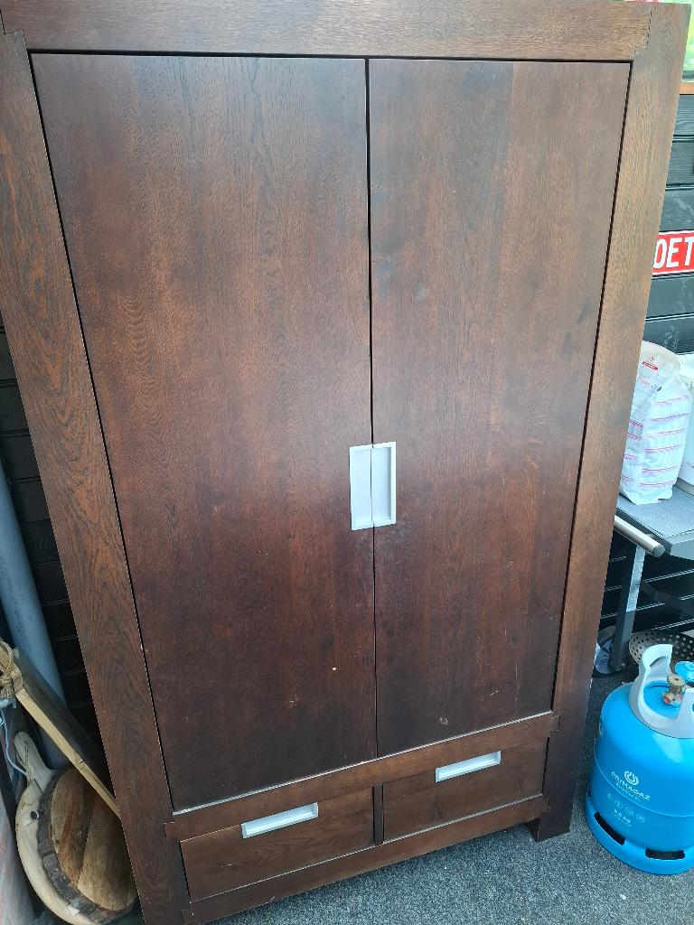 Vol eiken kast, Ophalen, Gebruikt, Met deur(en), Eikenhout
