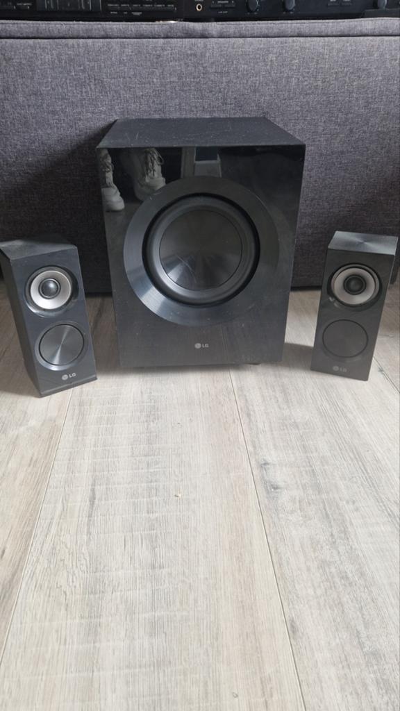 LG 2.1 Speakerset met Subwoofer - Goede Staat, Gebruikt, Subwoofer, 120 watt of meer, Ophalen