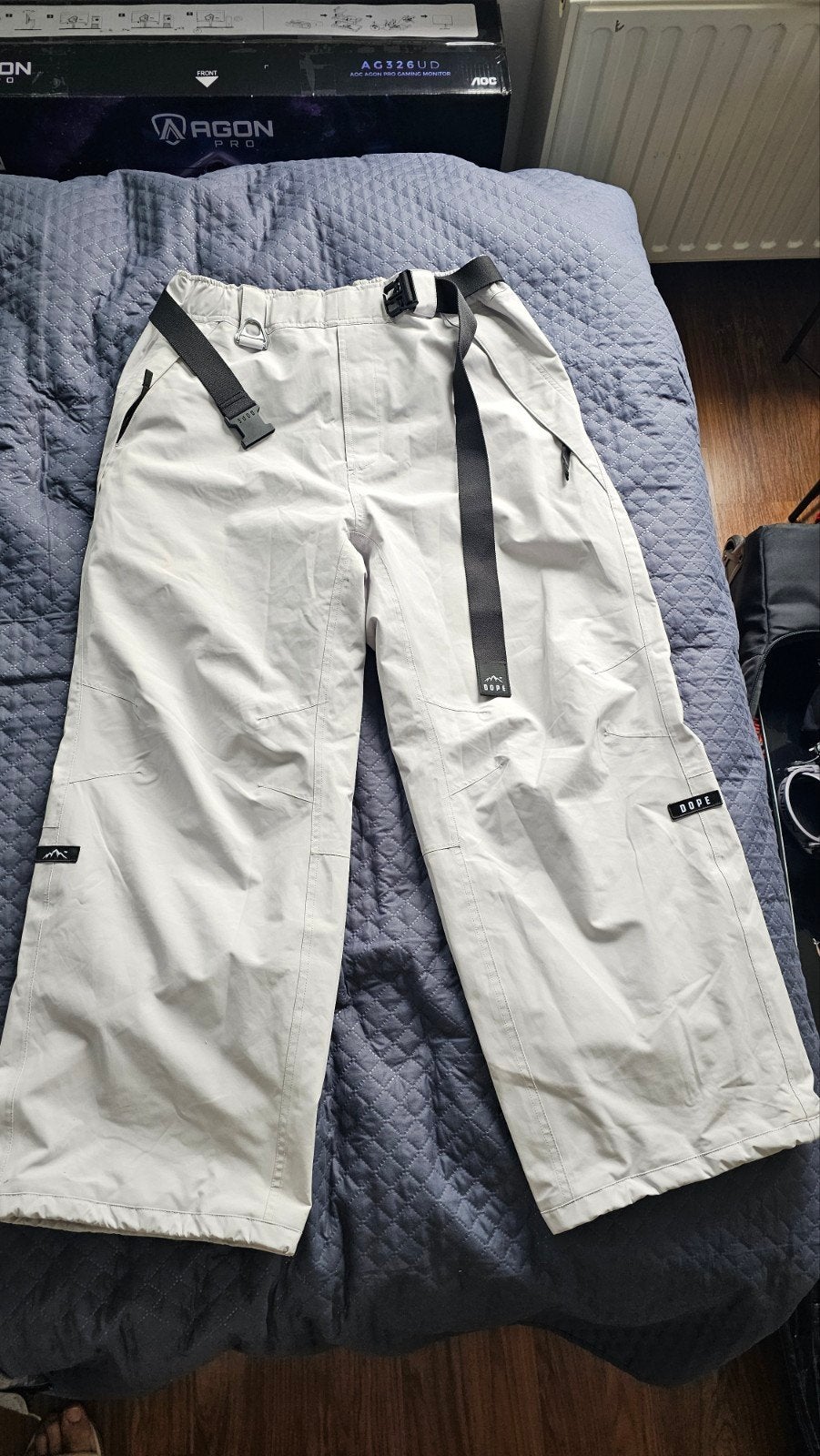 Dope snowboardbroek maat L. Waterdicht, Kleding | Dames, Broek, Maat 42/44 (L), Ophalen of Verzenden, Zo goed als nieuw