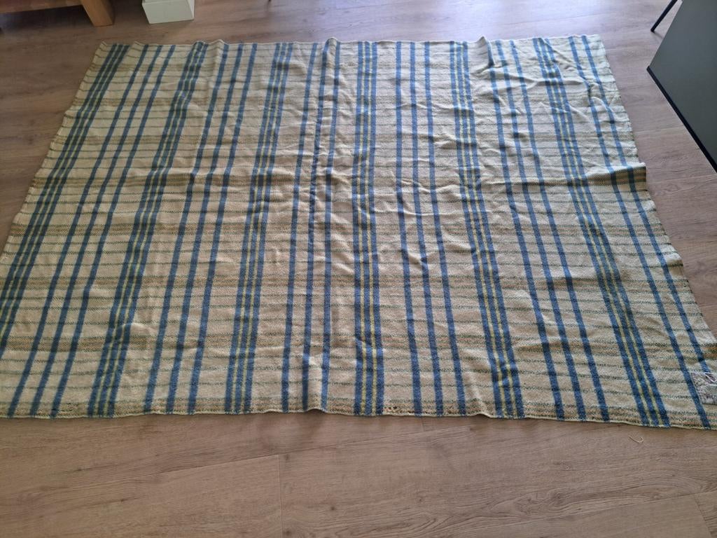 Vintage wollen kleed 205x155 cm - De Cock Tilburg, Huis en Inrichting, Overige kleuren, Gebruikt, 150 tot 200 cm, 200 cm of meer