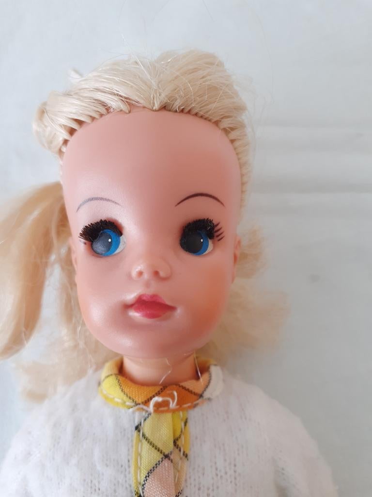 Vintage/ Fleur/ Sindy  / Barbie pop, Verzamelen, Poppen, Gebruikt, Pop, Ophalen of Verzenden