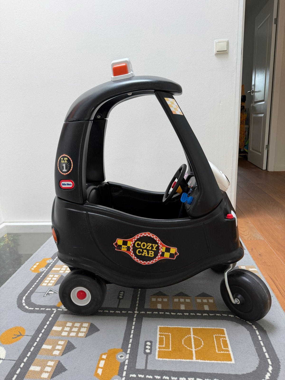 Little Tikes Cozy Coupe Taxi Loopauto - Zwart, Ophalen, Gebruikt