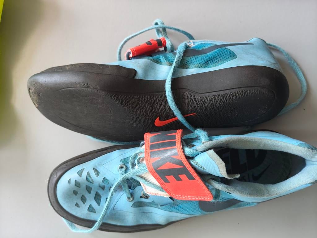 Nike discuswerp schoenen maat 41, Ophalen of Verzenden, Gebruikt