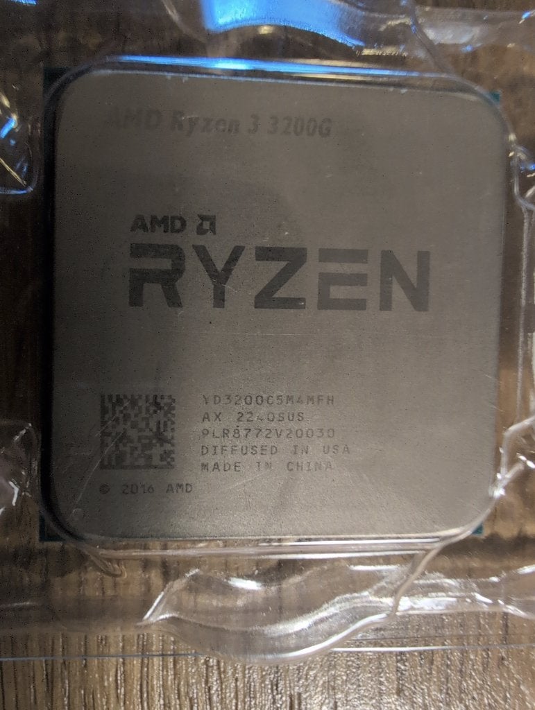 Amd Ryzen 3 3200 G, Computers en Software, Ophalen, 4-core, Zo goed als nieuw, Socket AM4