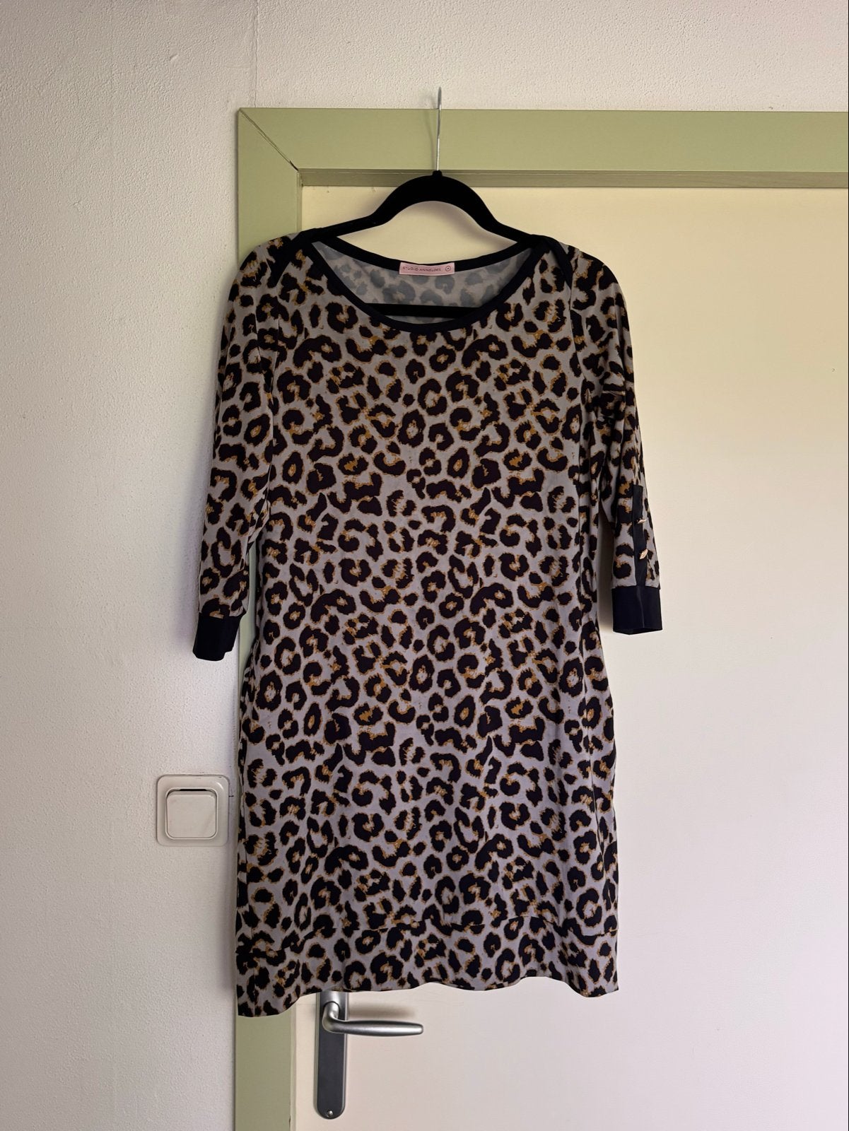 Studio Anneloes tuniek met luipaardprint - Maat M, Verzenden, Zo goed als nieuw, Maat 38/40 (M), Overige kleuren