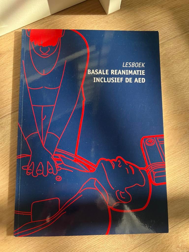Lesboek Basale Reanimatie inclusief de AED - Hartstichting, Boeken, Ophalen of Verzenden, Beta, Zo goed als nieuw, Overige niveaus
