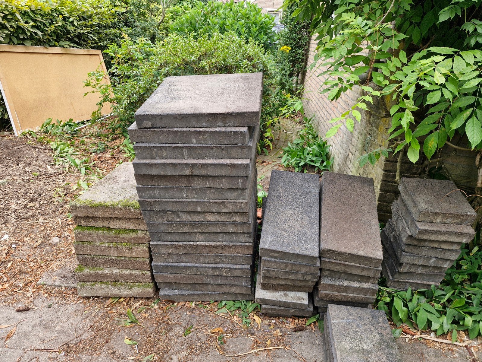 Gratis 30 vierkantemeter terrastegels, Tuin en Terras, Tegels en Klinkers, Ophalen, Gebruikt, Beton, Terrastegels