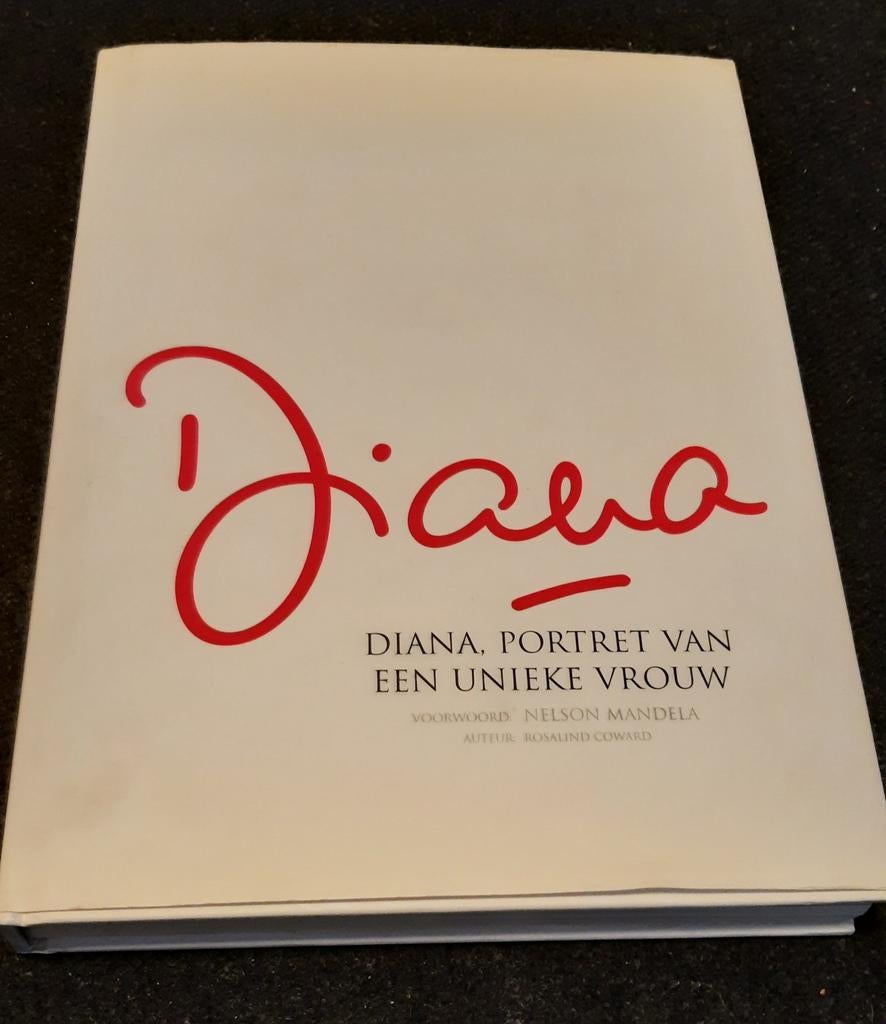 Prinses Diana 2 boeken, Ophalen, Zo goed als nieuw