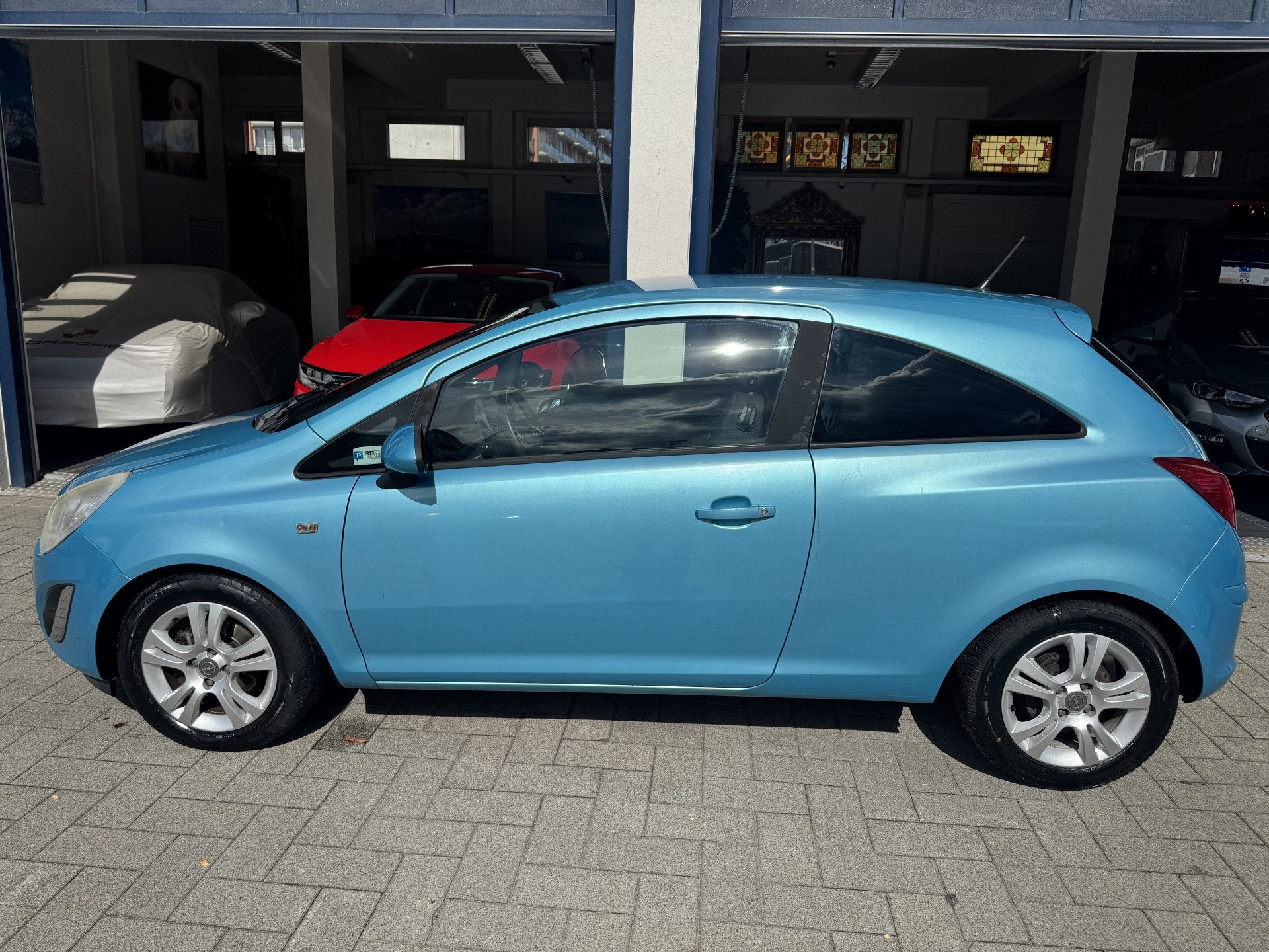 Opel Corsa 1.3 CDTi EcoFlex S/S Cosmo APK MEI 2027, Auto's, Voorwielaandrijving, Euro 5, 1063 kg, Gebruikt