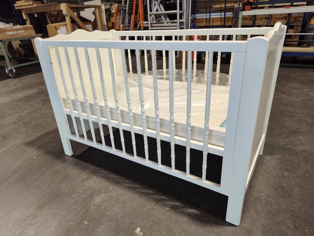 Baby bed, Ophalen, Nieuw, Ledikant