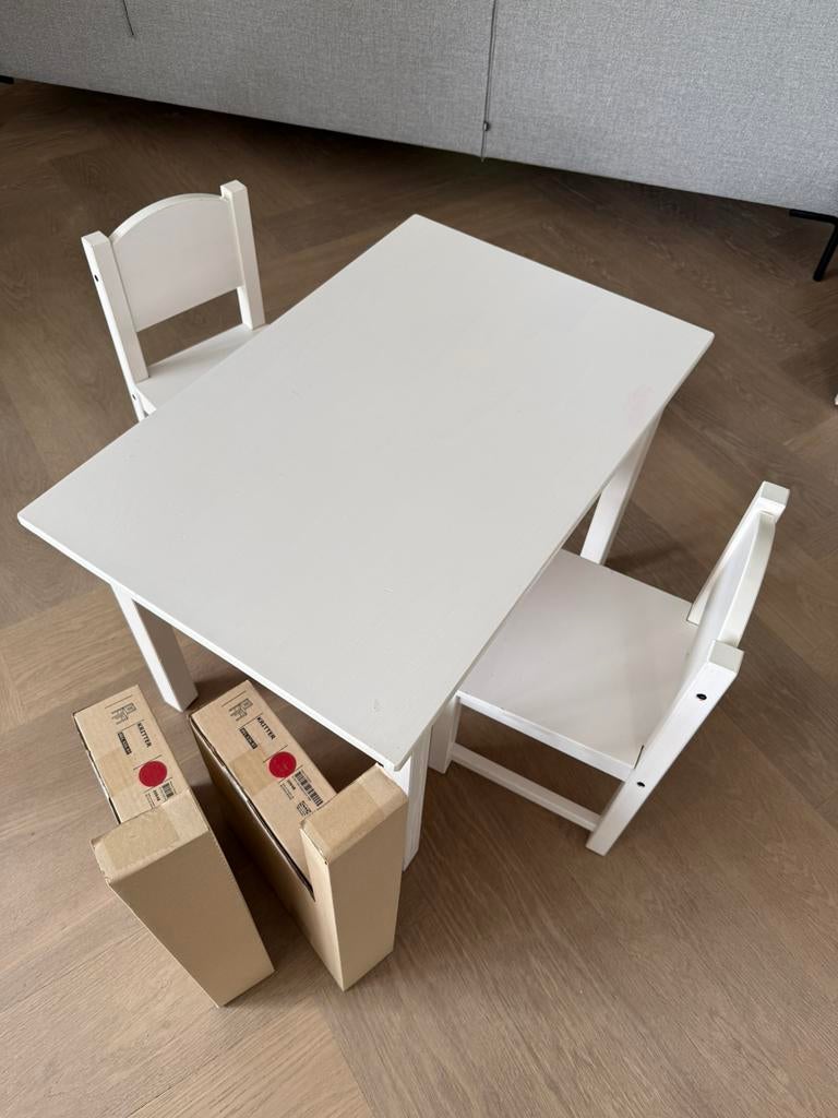 Ikea tafel en vier stoeltjes (2 nieuw), Ophalen, Gebruikt, Tafel(s) en Stoel(en)