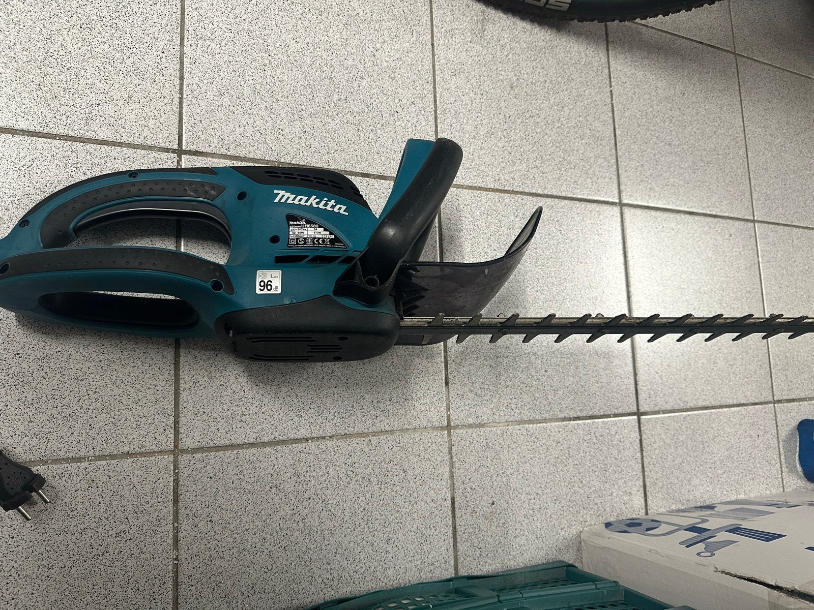 Makita Heggenschaar Elektrisch - Perfect voor Tuinonderhoud, Ophalen, Gebruikt, Elektrisch
