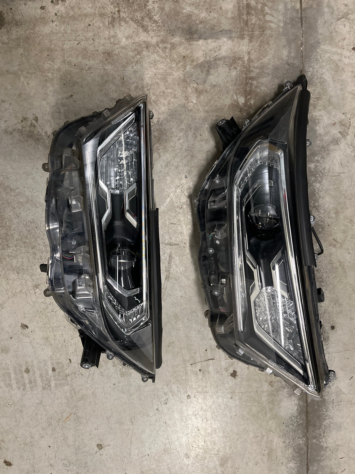 Koplampen Toyota RAV4 (2019-2023) - Set L+R, Ophalen of Verzenden, Gebruikt, Toyota