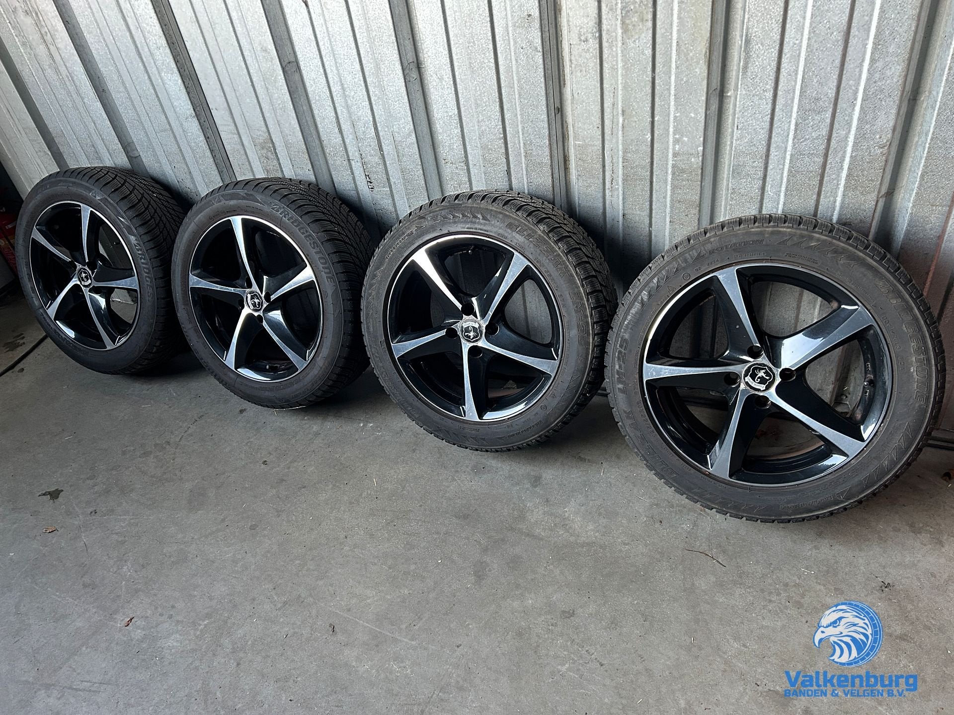 6-7mm! Mini Cooper One 16 inch zwarte velgen 4x100 runflat w, Auto-onderdelen, Banden en Velgen, Gebruikt, -, Banden en Velgen