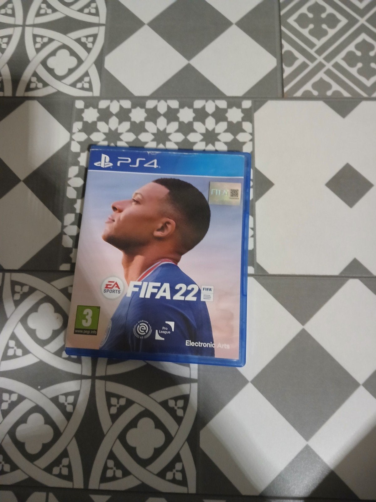 FIFA 22 PS4 - Zo goed als nieuw, Ophalen of Verzenden