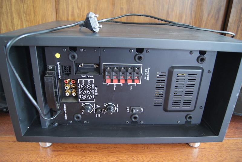 Loewe Individual subwoofer, Ophalen of Verzenden, 120 watt of meer, Subwoofer, Overige merken