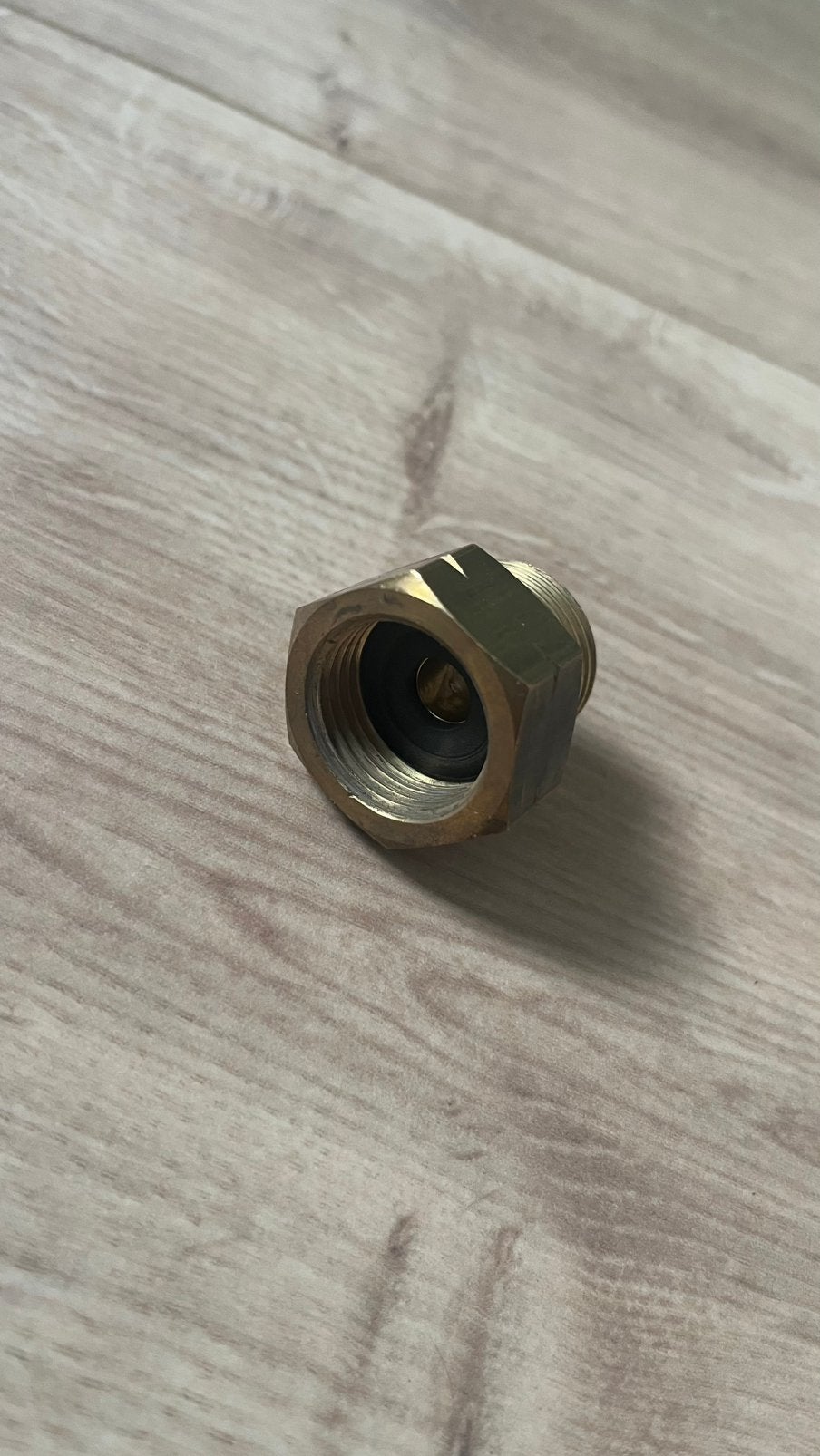 Gasfles adapter Shell naar DIN, Ophalen