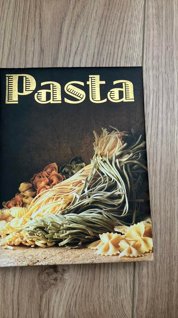 Parragon books - Pasta, Ophalen of Verzenden, Zo goed als nieuw, Italië