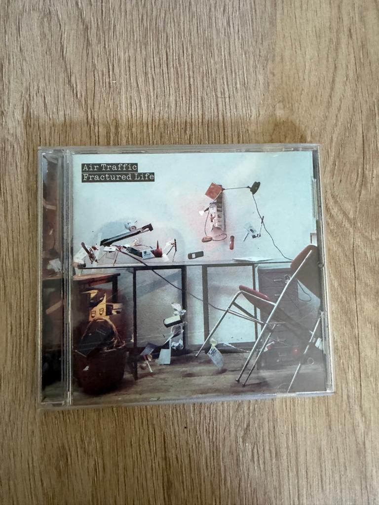 Air Traffic - Fractured Life CD (Pop/Rock), Cd's en Dvd's, Cd's | Pop, Zo goed als nieuw, 2000 - 2009, Ophalen of Verzenden