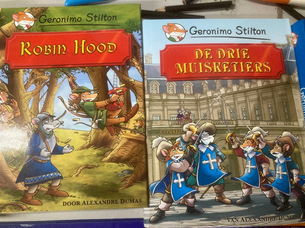 T.K. nog 44 boeken Geronimo Stilton Zie actuele lijst, Ophalen of Verzenden, Zo goed als nieuw, Geronimo Stilton, Fictie algemeen
