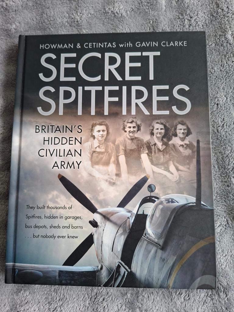 Secret Spitfires Britain's Hidden Civilian Army, Ophalen of Verzenden, Nieuw, Boek of Tijdschrift