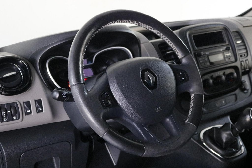 Renault Trafic 1.6 dCi T29 L2H1 DC Comfort Dubbele schuifdeu, Auto's, Bestelauto's, Voorwielaandrijving, Euro 5, Gebruikt, 4 cilinders