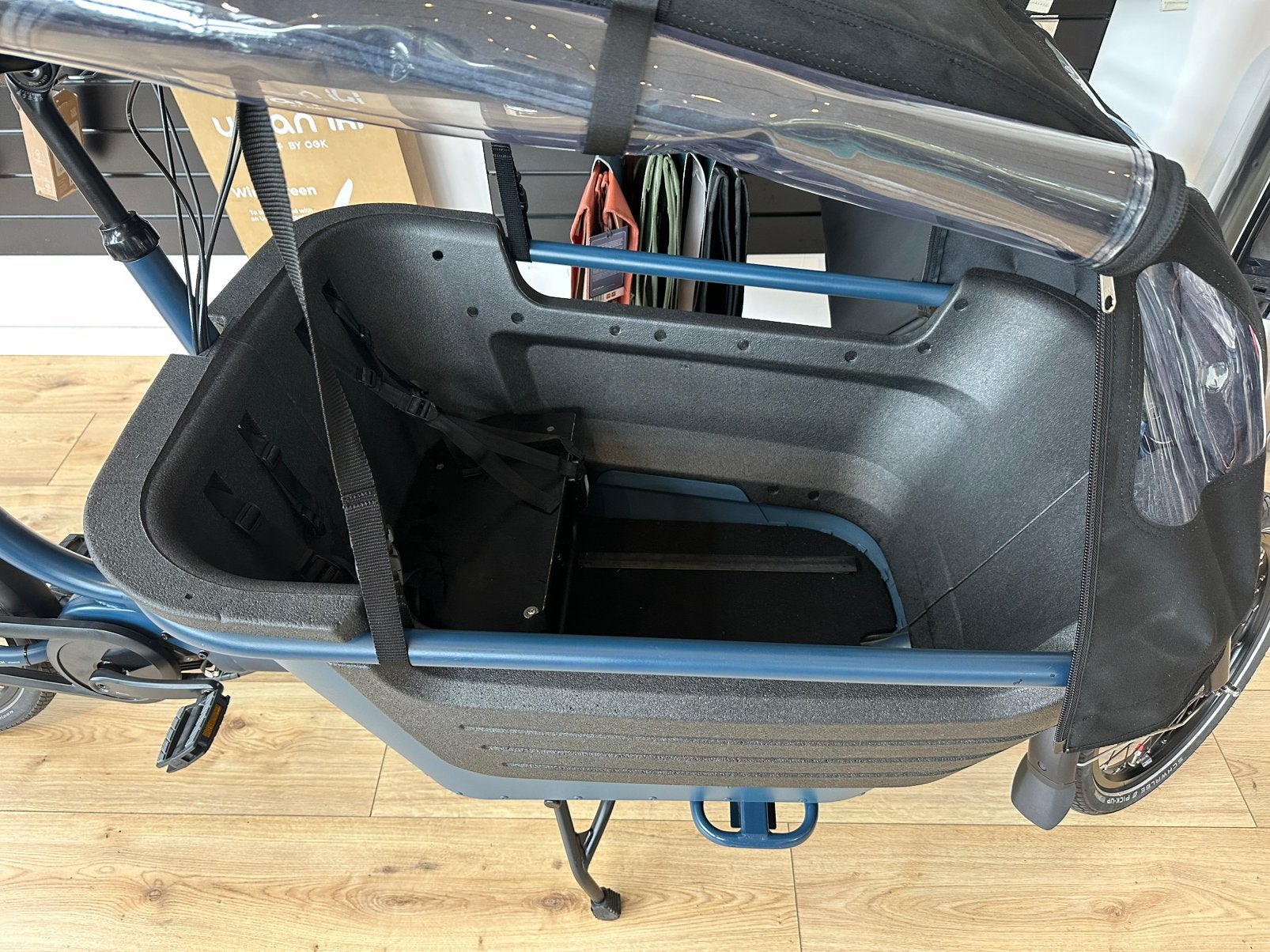 Mooie Winora FUB 2 elektrische bakfiets Bosch Cargoline 85NM, 3 kinderen, Winora, Huif, Ophalen of Verzenden