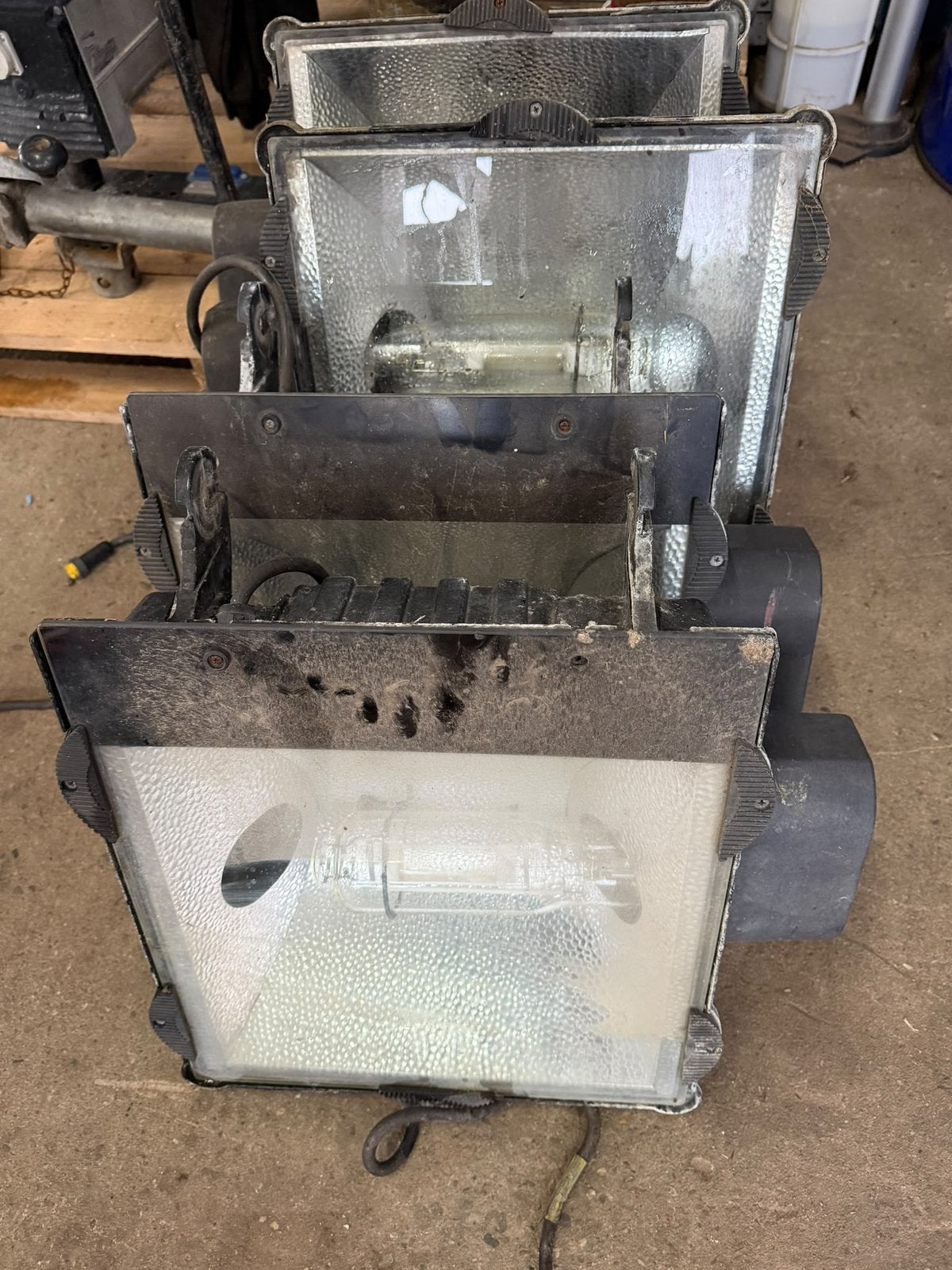 4X bouwlamp 1000 watt / bouw verlichting, Ophalen, Gebruikt, 500 watt of meer, Lamp met armatuur