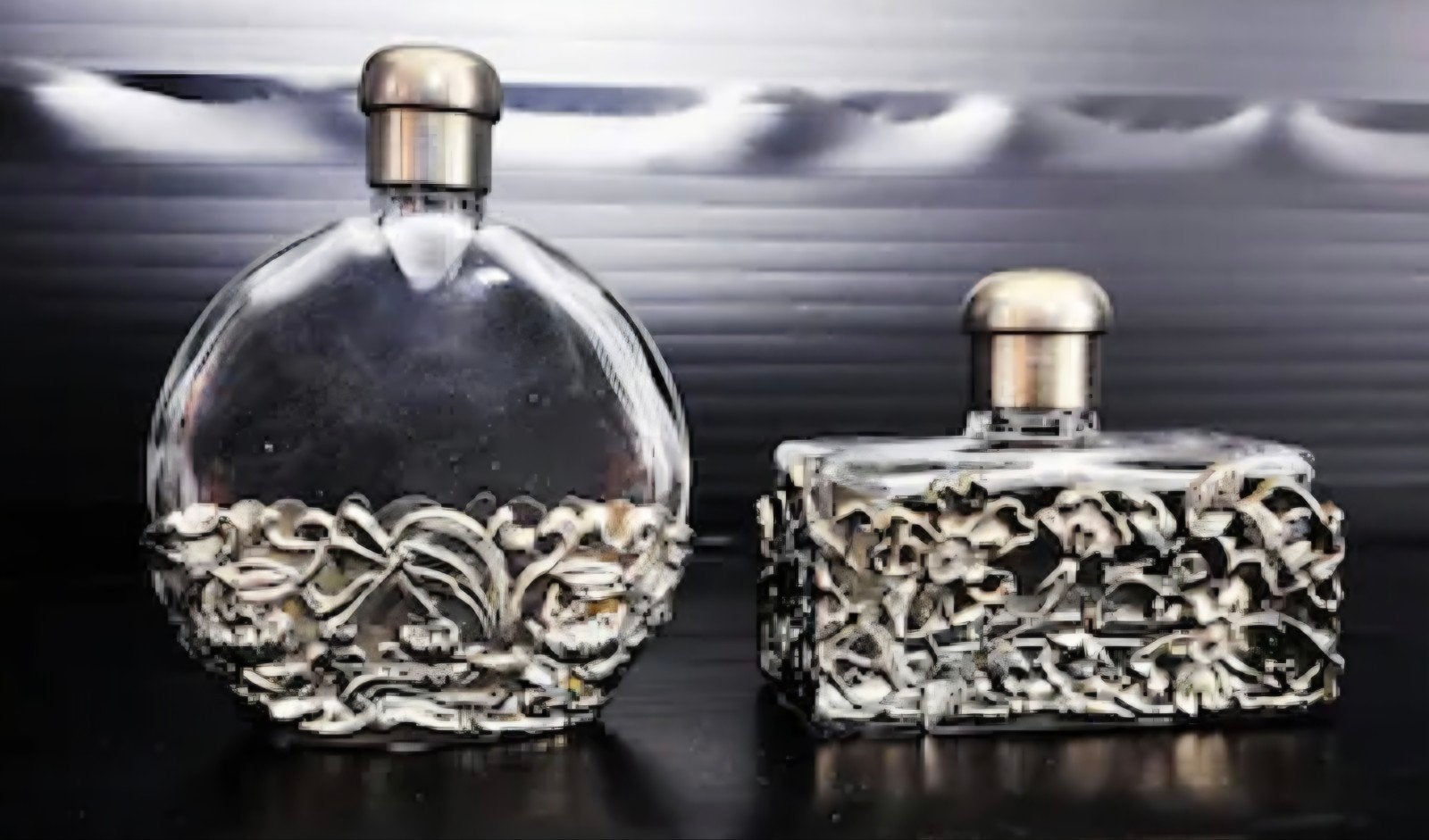 Set van 2 Art Deco Vintage Crystal Glass Parfum, Ophalen of Verzenden, Zo goed als nieuw, Parfumfles