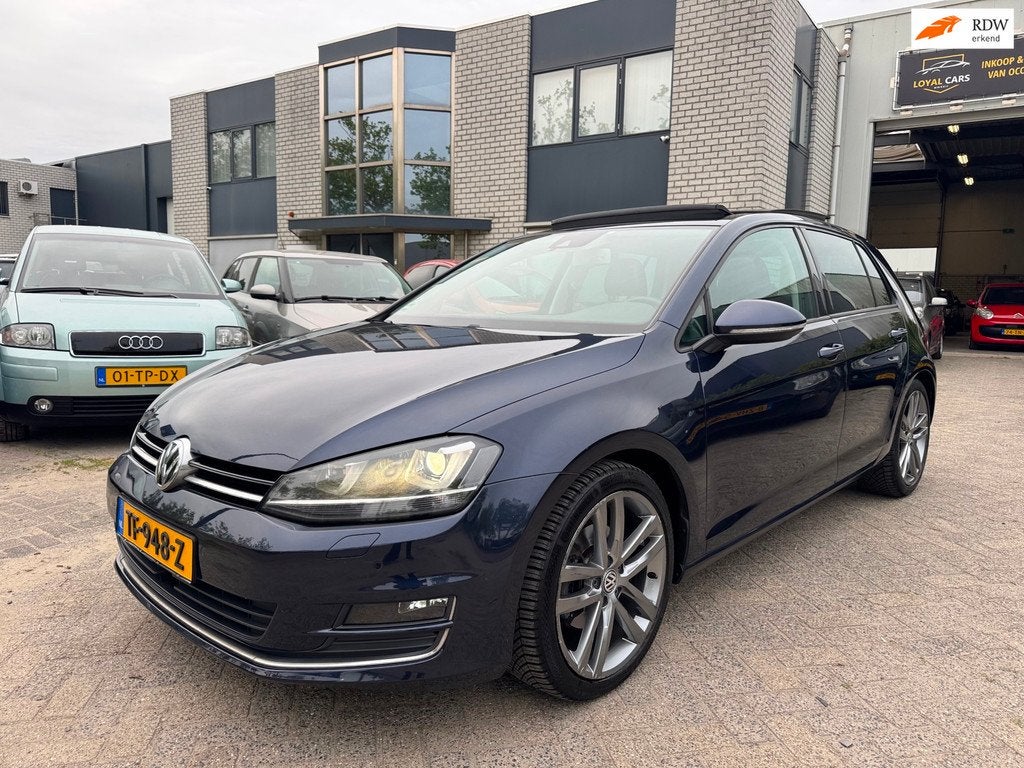 Volkswagen Golf 1.4 TSI ACT Business Edition R-Line DSG Pano, Auto's, Volkswagen, Gebruikt, 4 cilinders, 150 pk, Blauw
