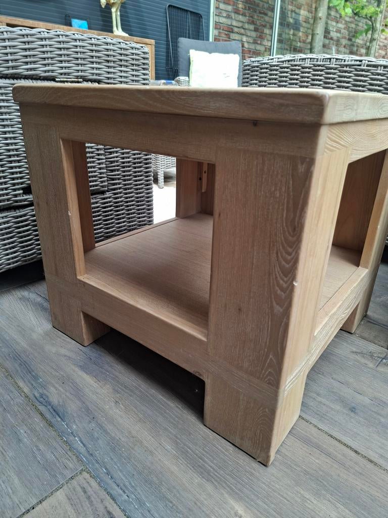 Robuust eiken bijzettafel, 55x55x50 cm, Huis en Inrichting, Tafels | Bijzettafels, Vierkant, 55 tot 75 cm, Hout, Ophalen