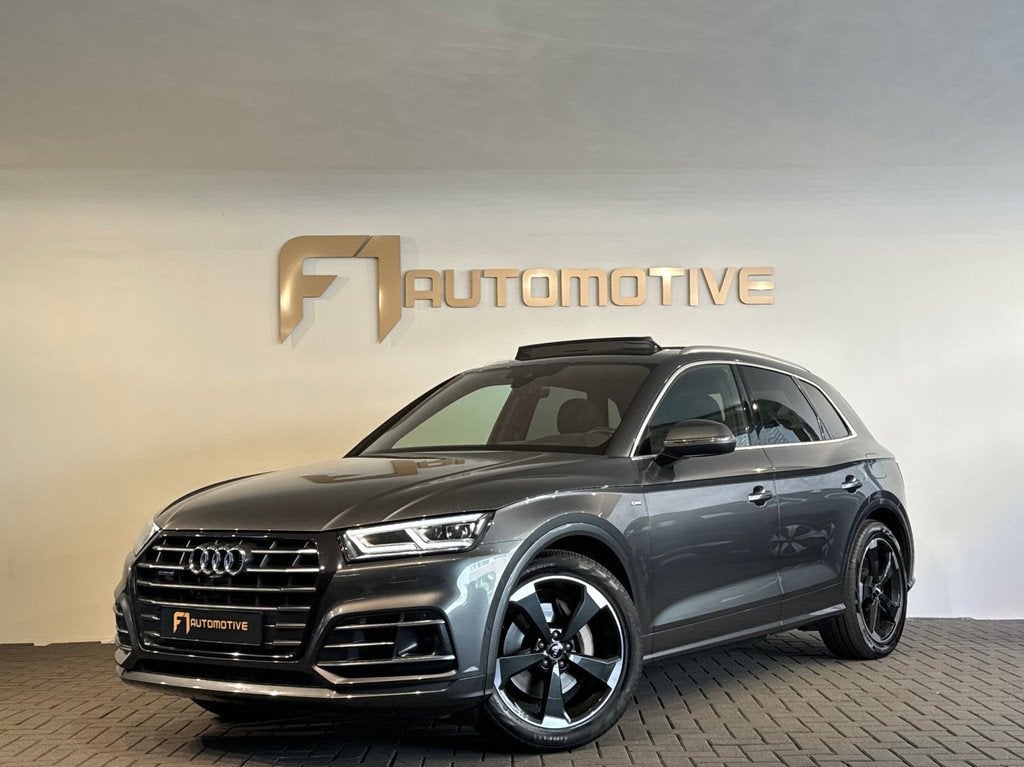 Audi Q5 55 TFSI e quattro S Line Pano|Luchtvering|HuD|B&O, Automaat, 4 cilinders, Plug-in hybride, Bedrijf