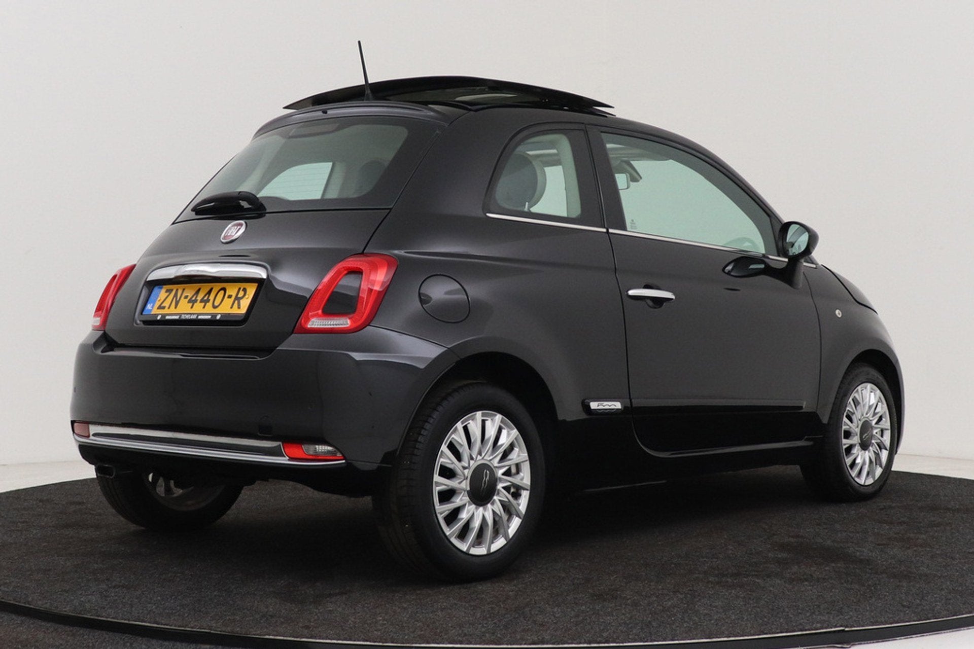 Fiat 500 0.9 TwinAir Turbo Lounge | UNIEK glazen schuif-/kan, Auto's, Voorwielaandrijving, Zwart, Origineel Nederlands, Bedrijf