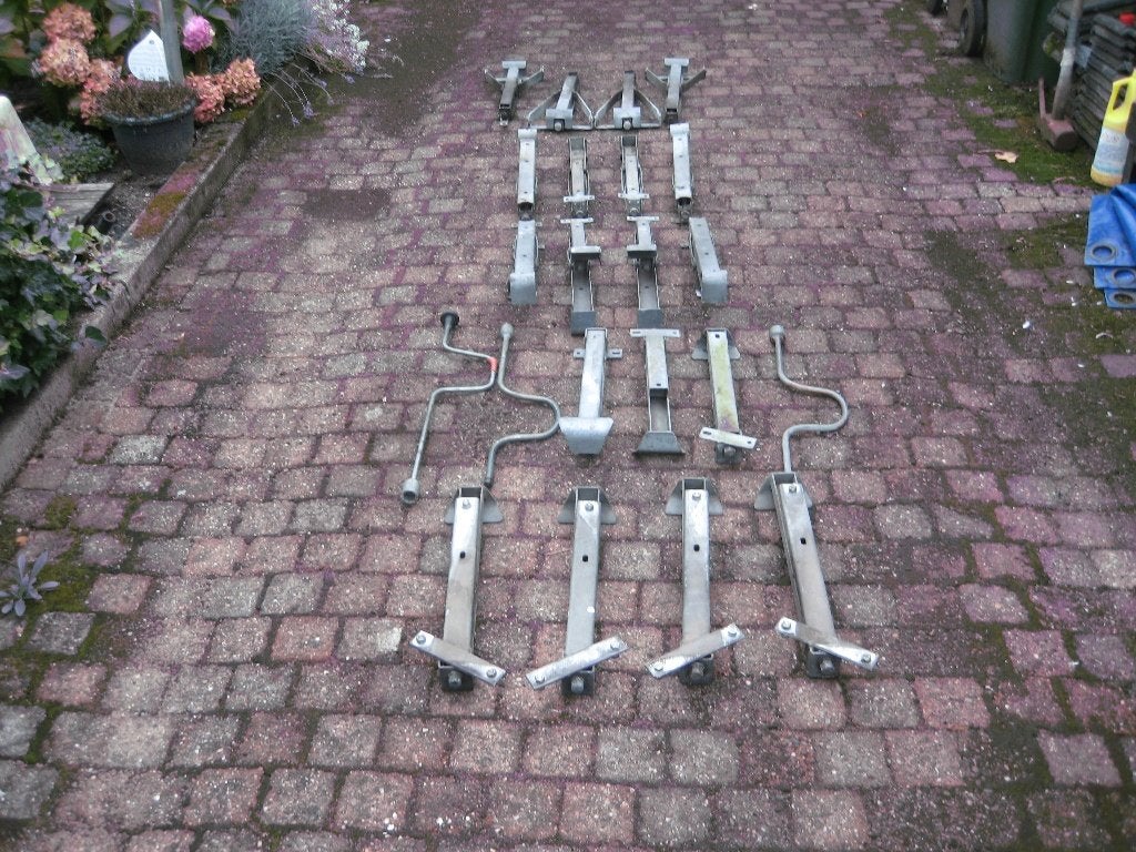 te koop uitdraaisteunen   jamet raclet trigano alpenkreuzer, Ophalen of Verzenden, Gebruikt