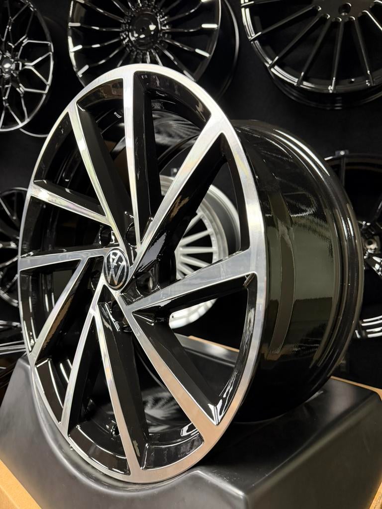 18 inch velgen voor Volkswagen Spielberg 5x112 GTI Golf 7 8, 18 inch, Velg(en), Nieuw, Ophalen of Verzenden