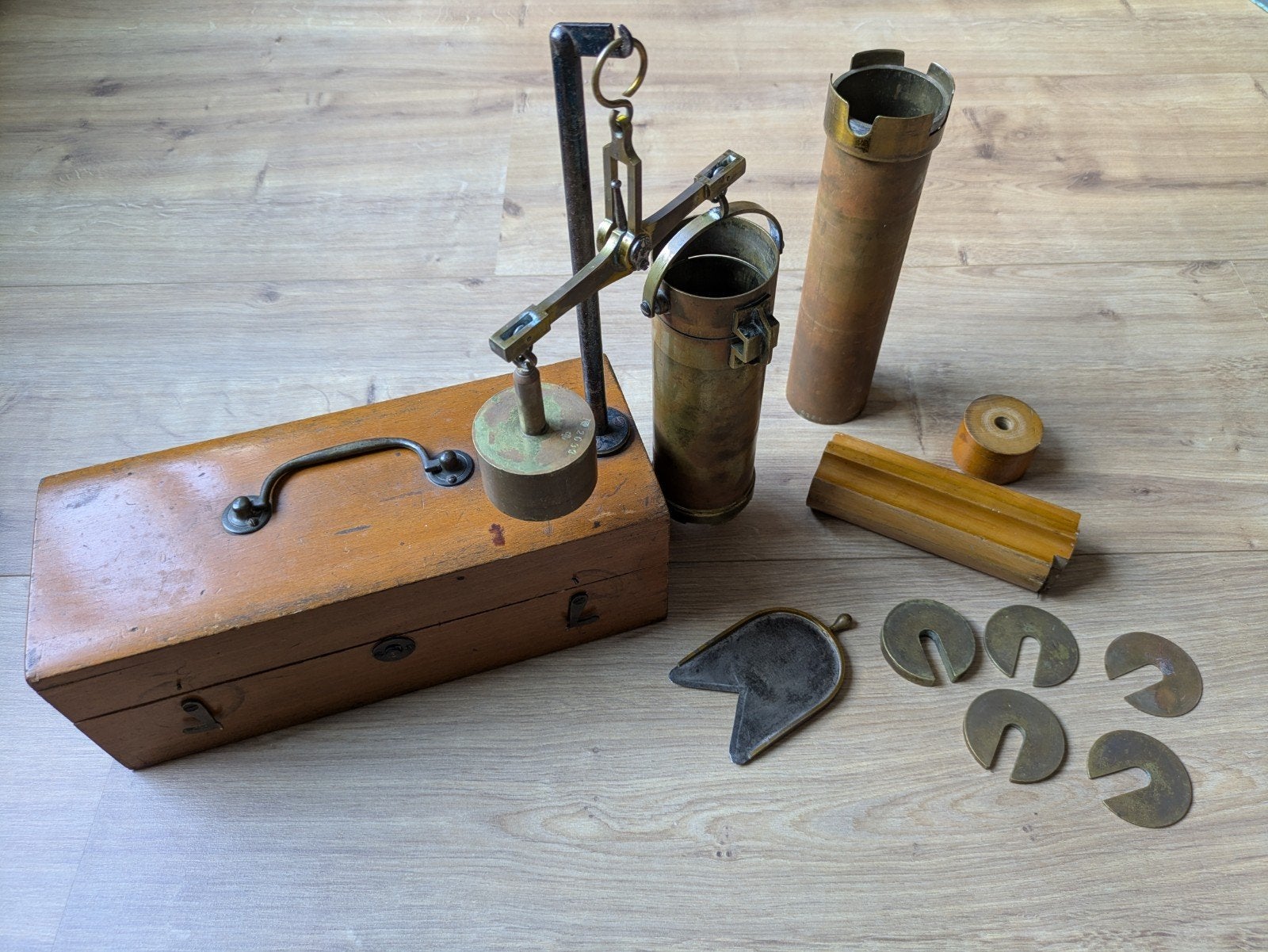 Antieke zeldzame graanweegschaal in Houten Kist, Antiek en Kunst, Antiek | Gereedschap en Instrumenten, Ophalen of Verzenden