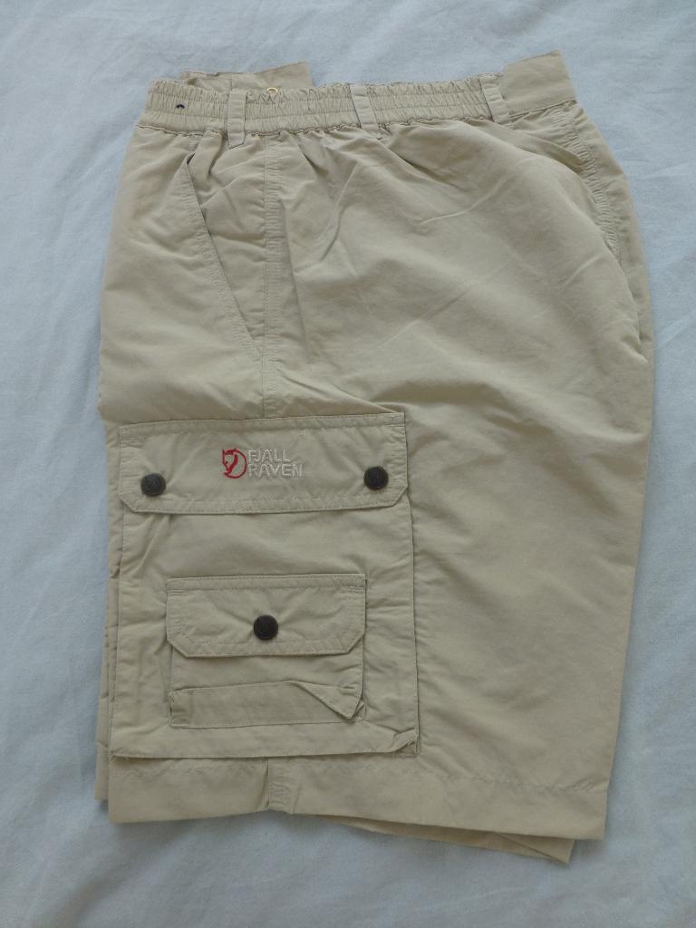 Fjallraven Sambava short MT stof, maat heren 48 beige, Ophalen of Verzenden, Nieuw, Kleding