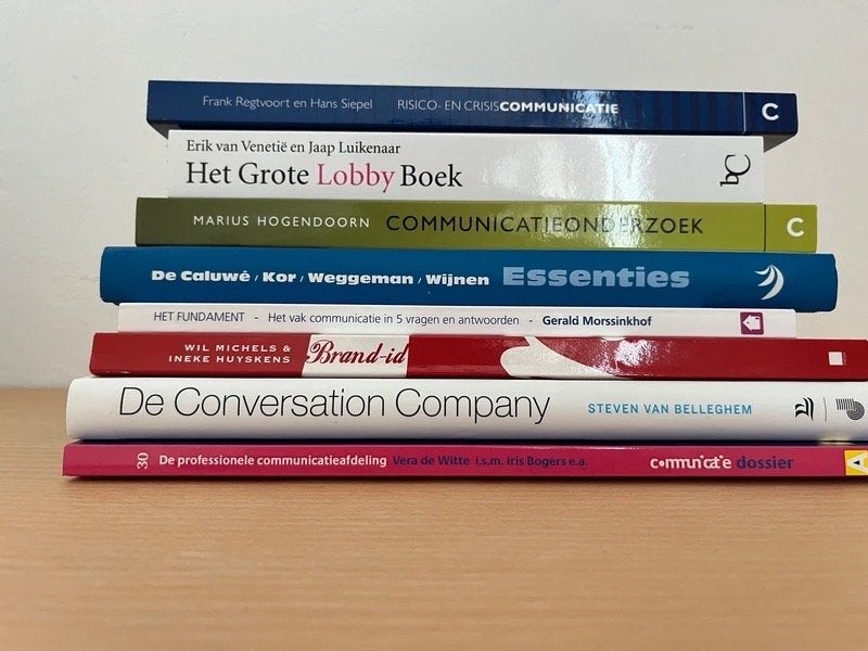 Verschillende communicatieboeken, Zo goed als nieuw, HBO, Ophalen of Verzenden, Alpha