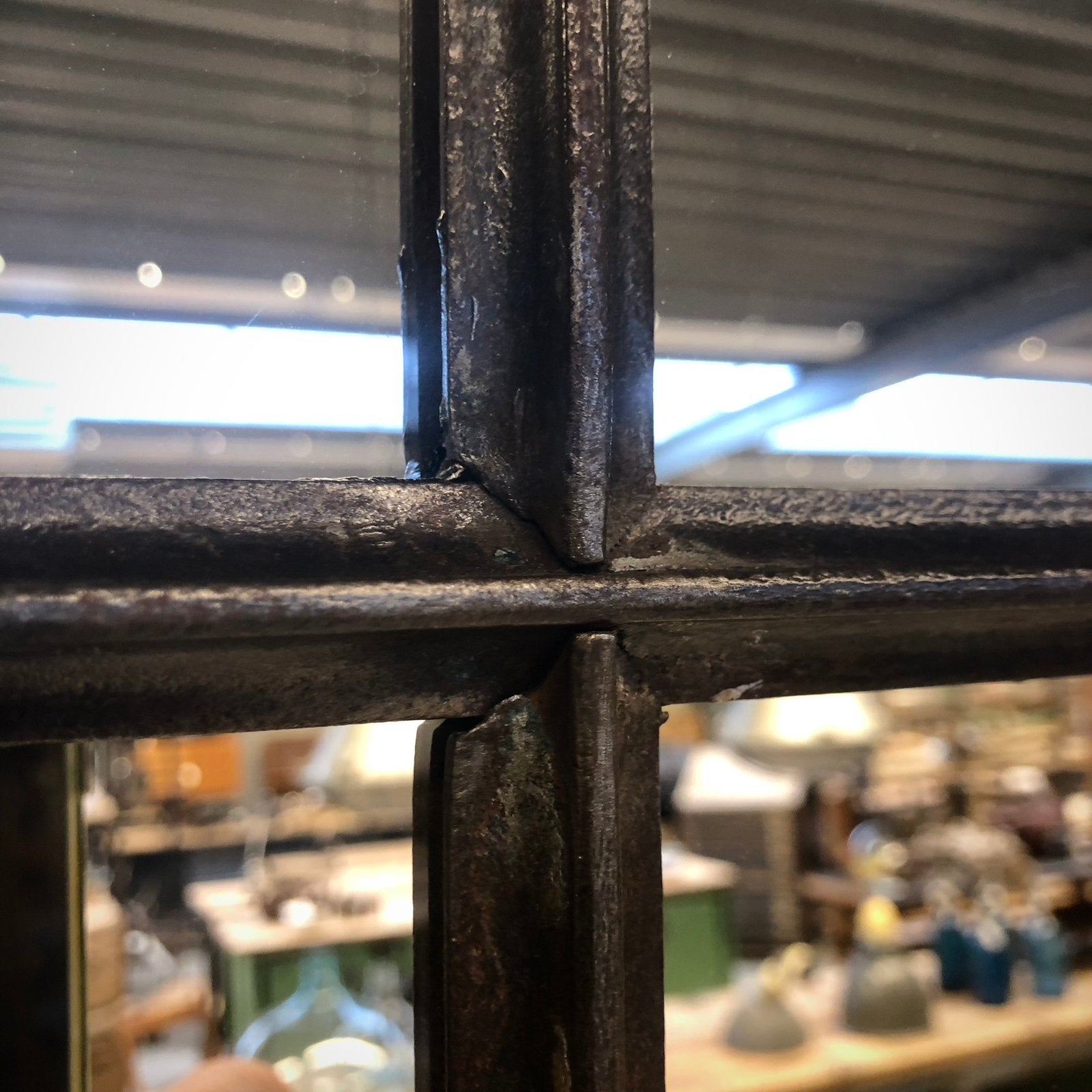 Grote industriële spiegel, antiek raam, oud stalraam, raam, Huis en Inrichting, Woonaccessoires | Spiegels, Ophalen, Zo goed als nieuw