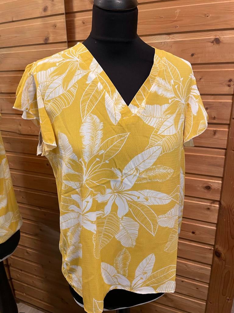 Gele blouse met witte bladprint en ruches maat M, Ophalen of Verzenden, Zo goed als nieuw, Maat 38/40 (M), Geel