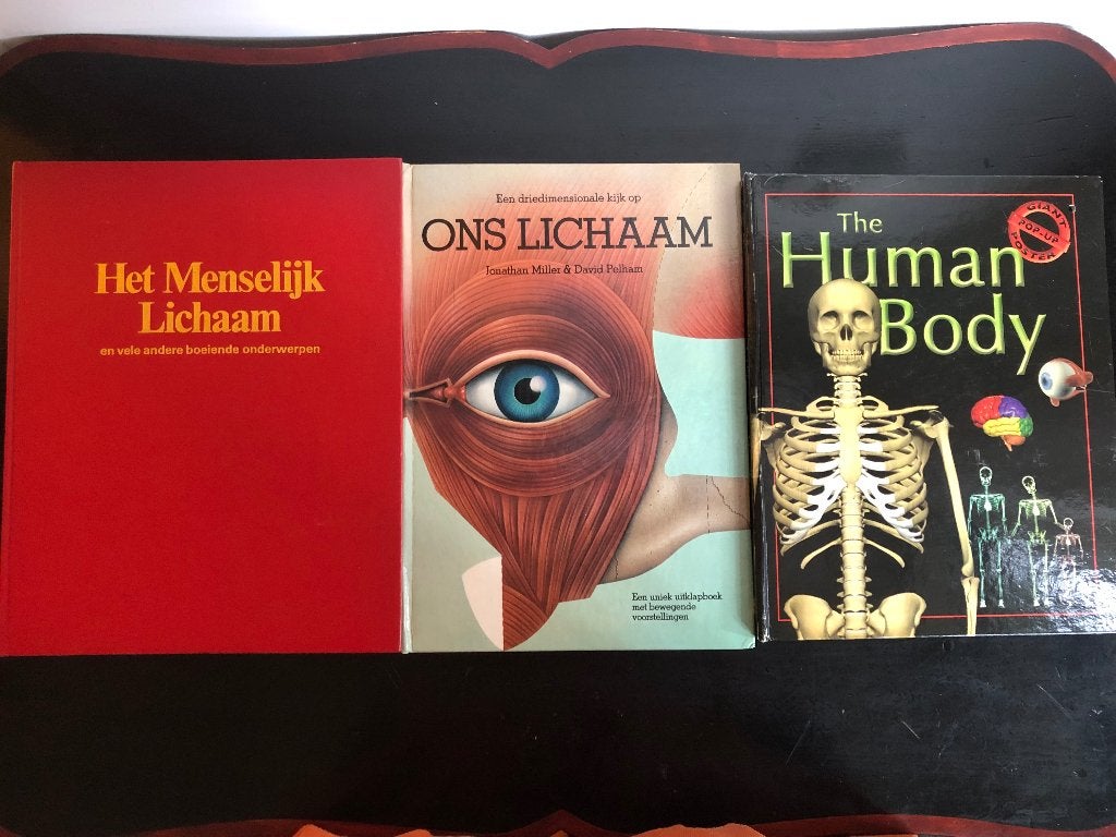 Set van 3 boeken het menselijk lichaam, Ophalen of Verzenden, Gelezen, Overige wetenschappen