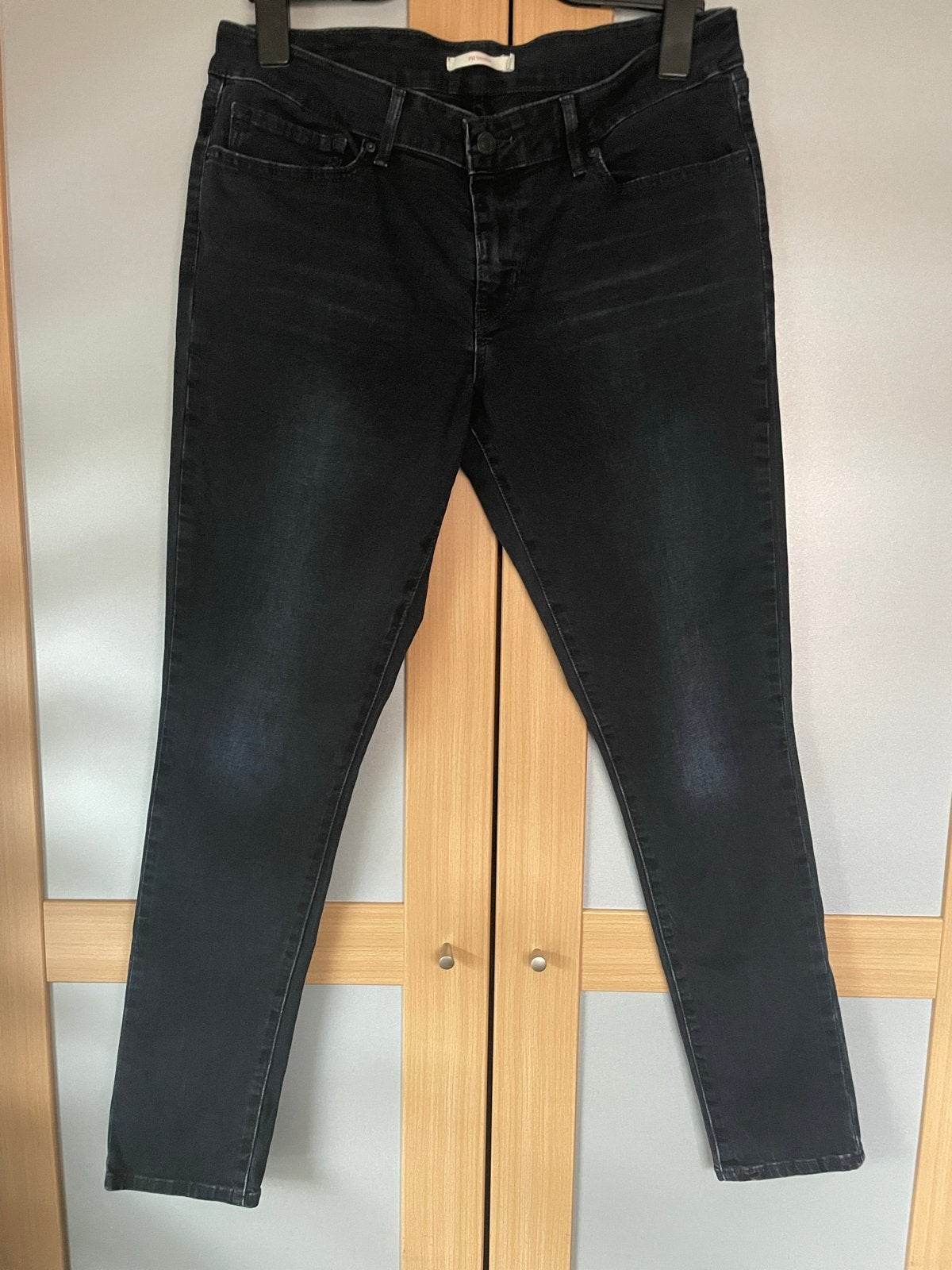 Levi's Skinny Jeans W32 L32 - Zwart, Verzenden, Zo goed als nieuw, Zwart, W30 - W32 (confectie 38/40)