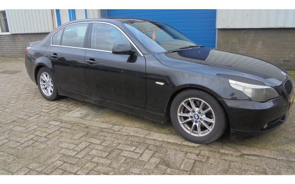 carrosserie onderdelen voor BMW 5 model e60/61 - zwart, Ophalen of Verzenden, Voor, BMW, Achterklep