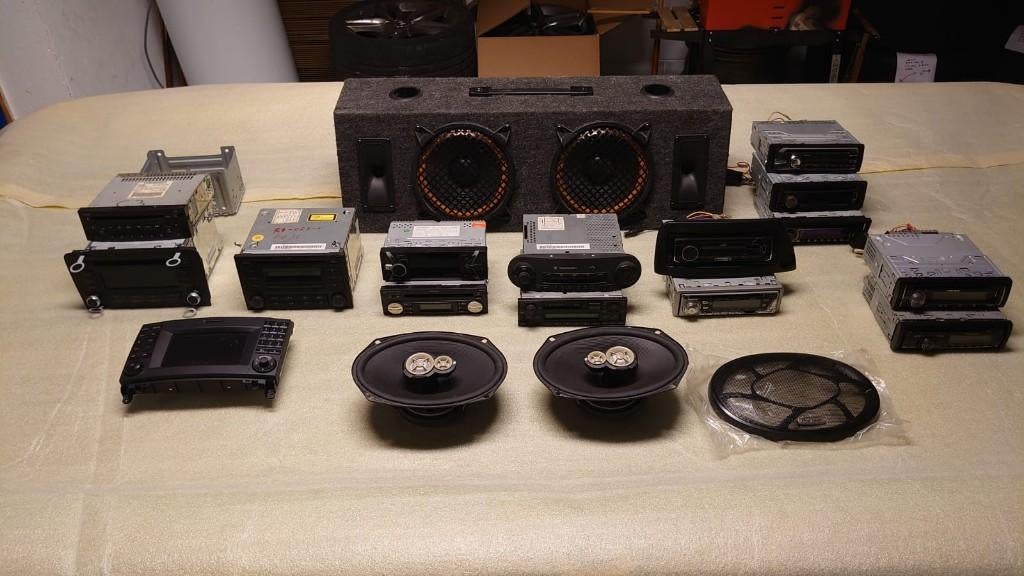 Auto Multimedia, Ophalen of Verzenden