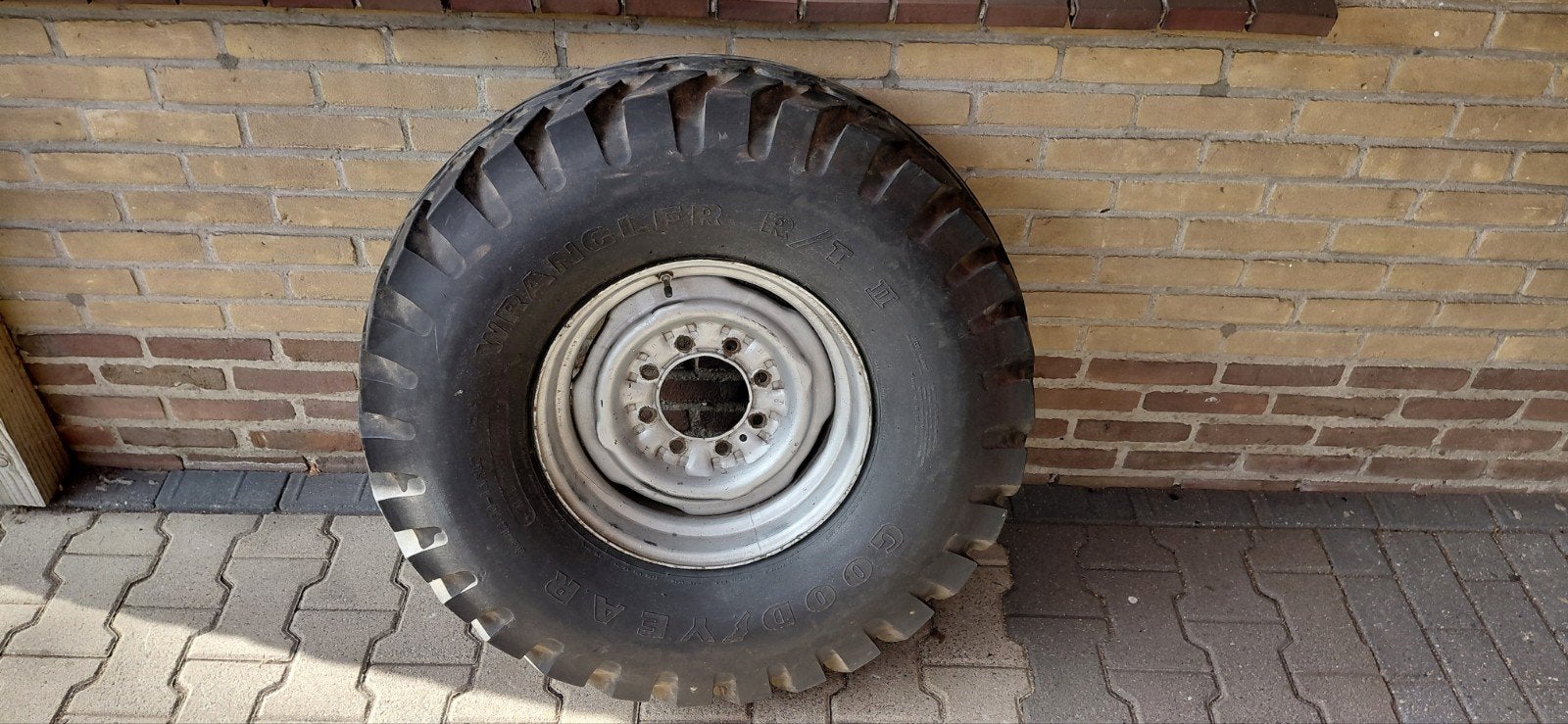 1x velg 16.5 inch met band 36x12.5, Ophalen, Gebruikt, Banden en Velgen, All Season