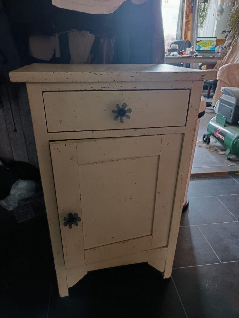 nachtkastje, Ophalen, Gebruikt, Minder dan 45 cm, 55 tot 70 cm