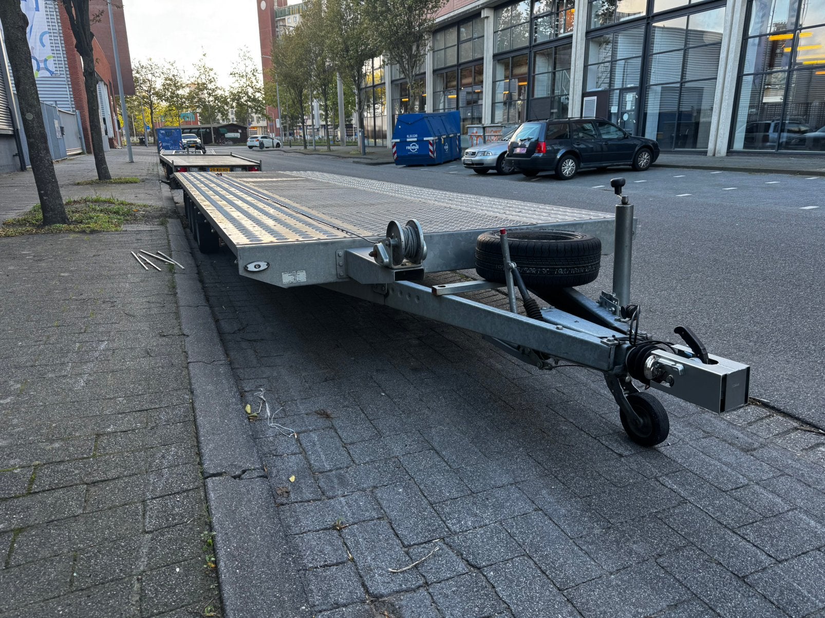 Te huur oprijwagen aanhanger autoambulance takelwagen BE 10M, Met chauffeur, Aanhangwagen