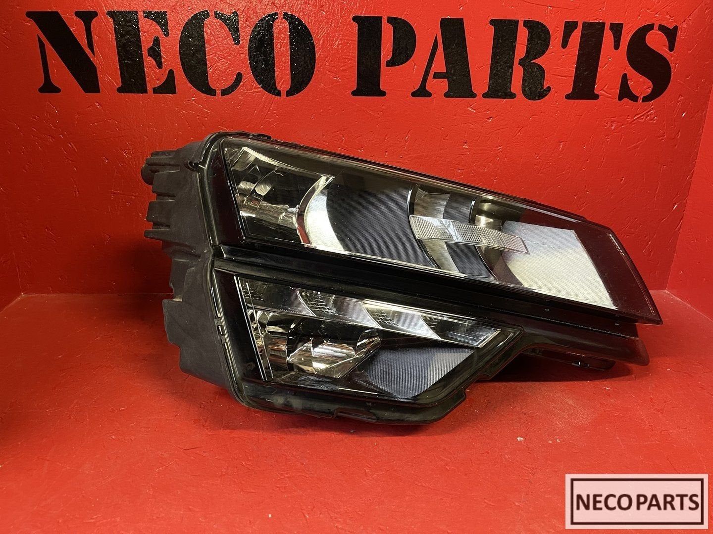 SKODA KAROQ H7 LED KOPLAMP RECHTS ORIGINEEL 57B941016A, Gebruikt, -, -, Ophalen of Verzenden