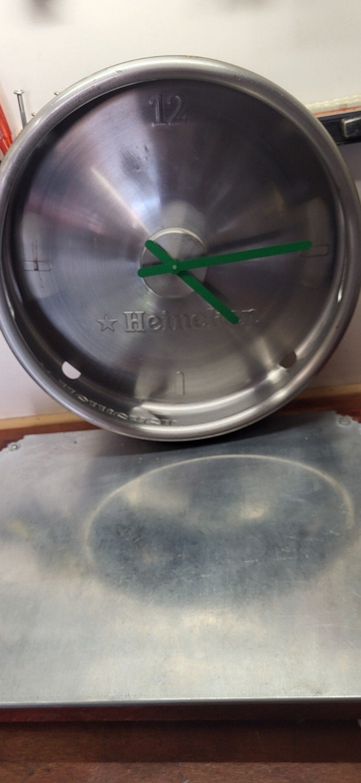 Heineken wandklok 40x10cm, Ophalen of Verzenden, Wandklok