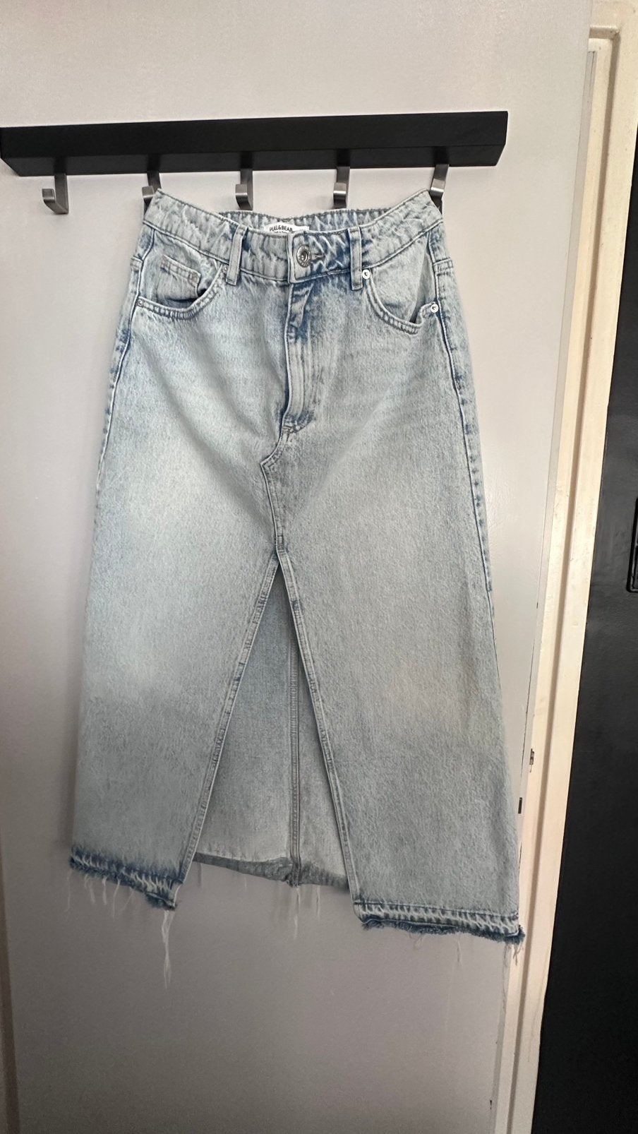 Pull and Bear lange denim maxi rok lichtblauw maat L 40, Blauw, Maat 42/44 (L), Ophalen of Verzenden, Zo goed als nieuw